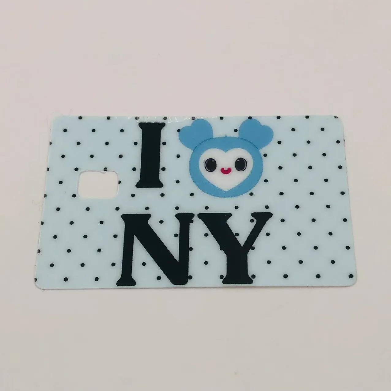 ခရက်ဒစ်ကဒ်ဖုံးအုပ်စတစ်ကာများ